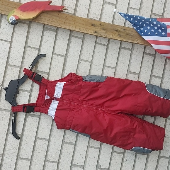 Snow Suit - Picture 2 of 10